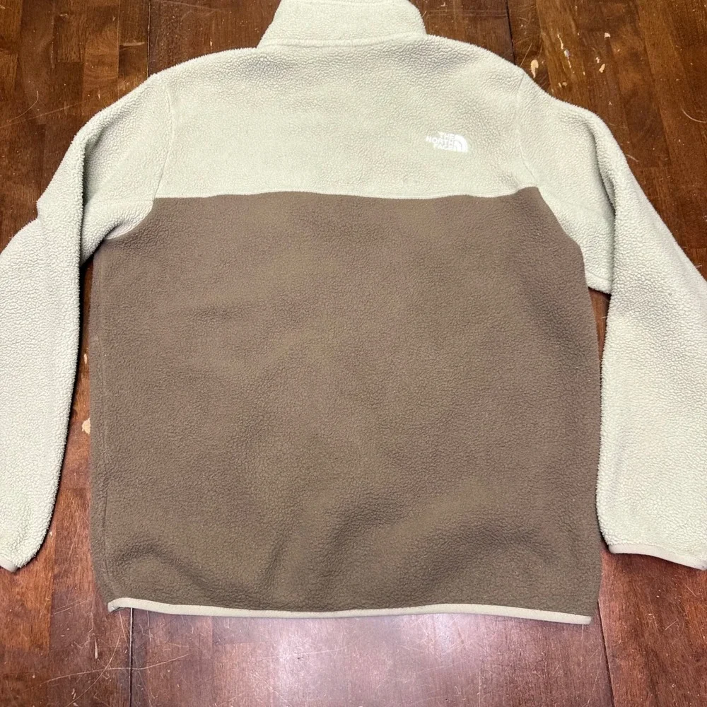 The North Face Fleece Pullover Mens Small Brown Tan Circular Design hiking camp